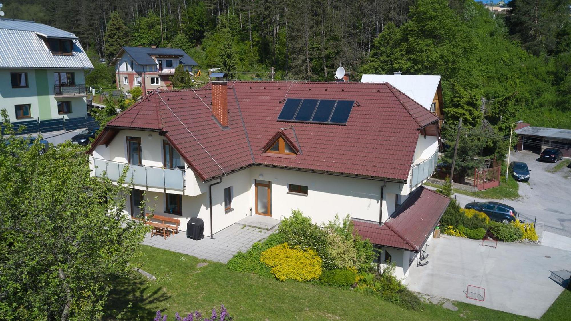 Penzion Emilia Ruzomberok Exterior photo